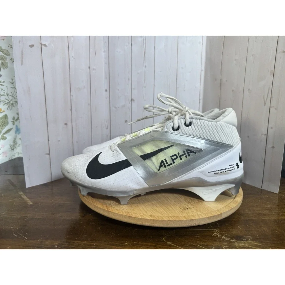 Nike Alpha Menace 4 Pro football cleats White/silver Men 11 Agility Power Molded